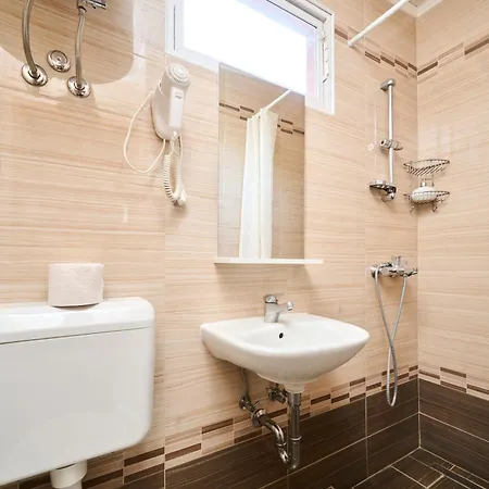 Ana דירה Bašanija