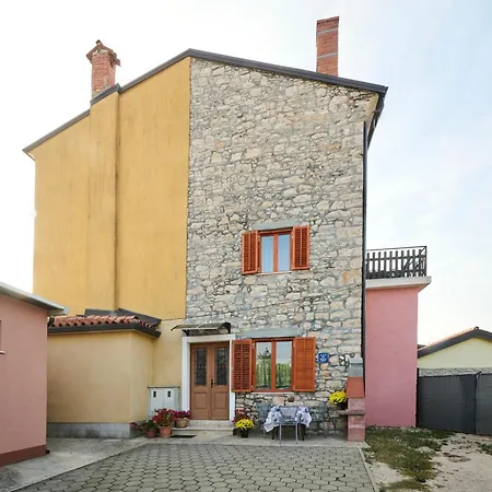 Ana Apartamento Bašanija